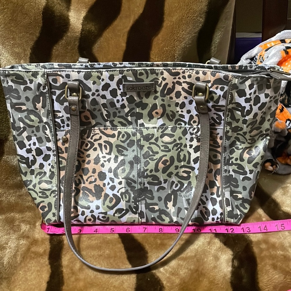 Sakroots tote